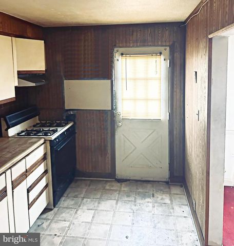 1231 WICKLOW RD, Baltimore, MD 21229