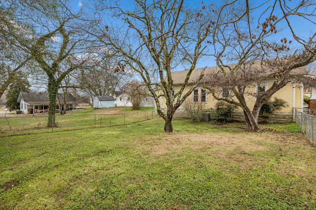 515 Water St, Carthage, TN 37030