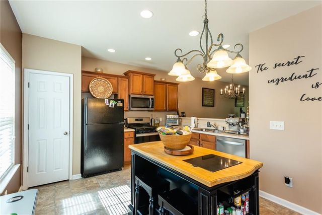 2799 Keystone Avenue, Lithonia, GA 30058