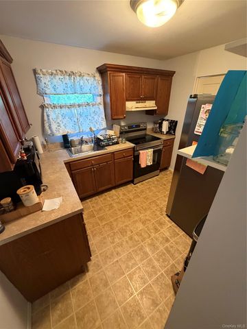 30 Eastwood Boulevard, Centereach, NY 11720