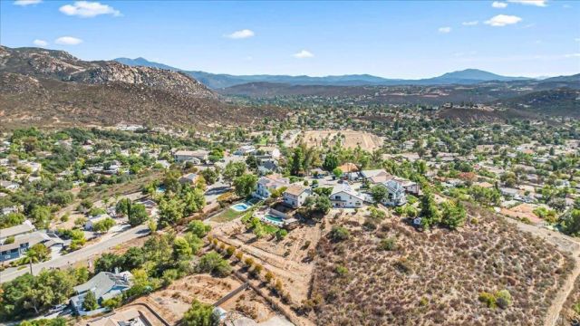 24144 St Helena Court, Ramona, CA 92065