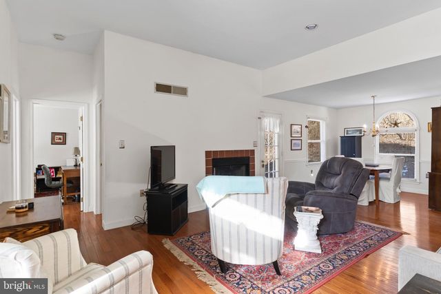 102 LITTLE RUN RD, Camp Hill, PA 17011