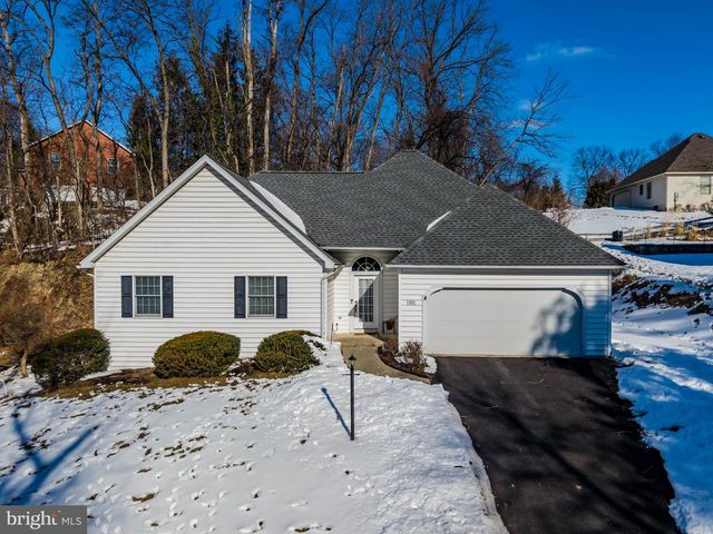 102 LITTLE RUN RD, Camp Hill, PA 17011