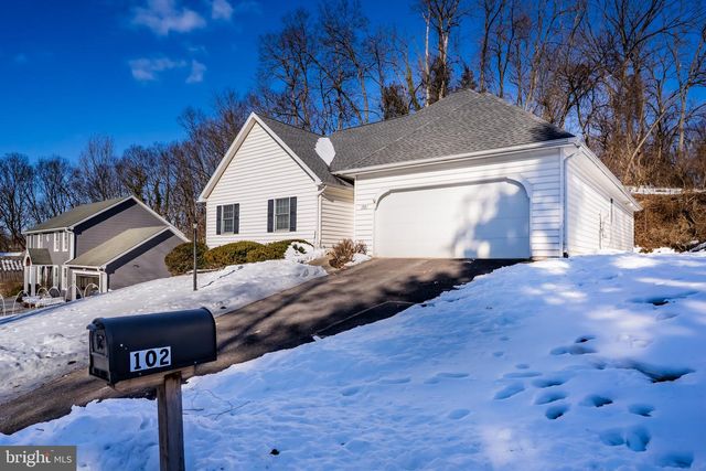 102 LITTLE RUN RD, Camp Hill, PA 17011