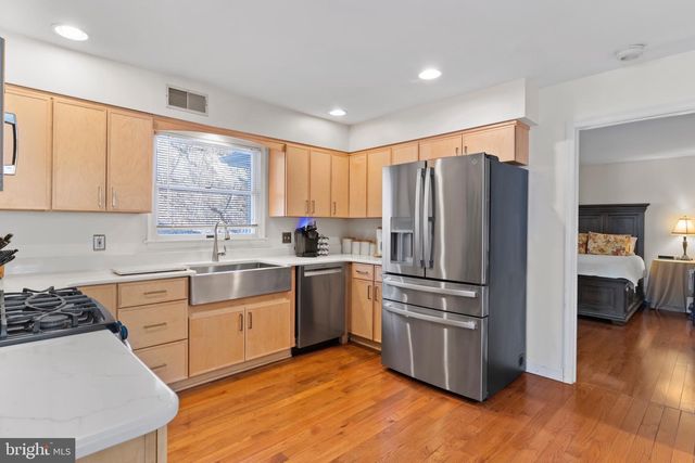 102 LITTLE RUN RD, Camp Hill, PA 17011