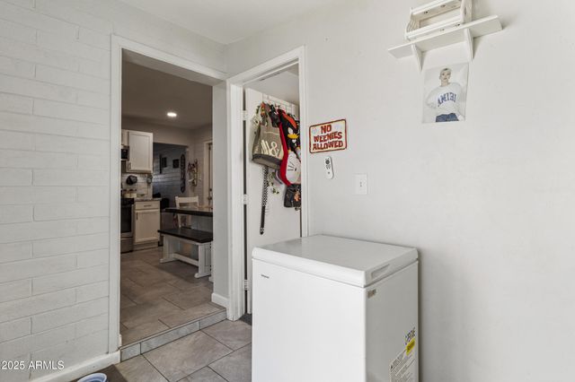 11111 W HOLLYWOOD Avenue, Youngtown, AZ 85363