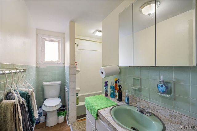 1004 19th Street, Niagara Falls, NY 14301