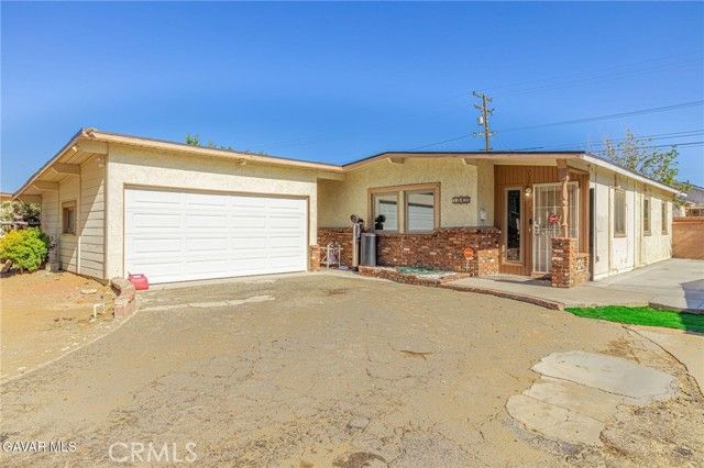 1342 W Avenue H15, Lancaster, CA 93534