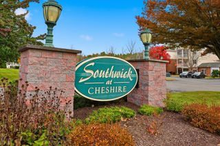 40 Southwick Court 201, Cheshire, CT 06410