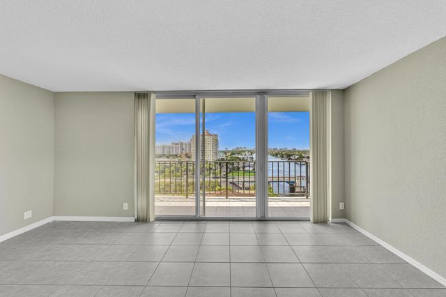 3233 NE 32nd Avenue 1103, Fort Lauderdale, FL 33308