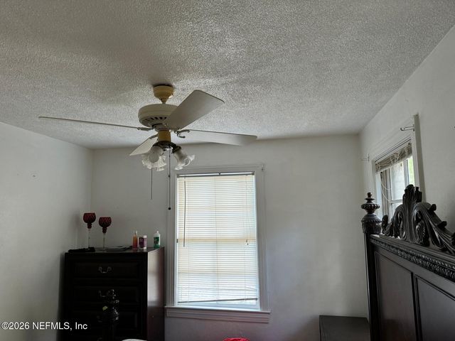 2710 SOUTHSIDE Boulevard, Jacksonville, FL 32216