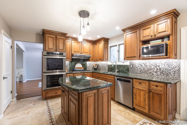 12251 Partridge Lane, Orland Park, IL 60467