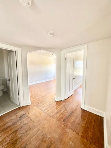 3703 W Division Street 2, Chicago, IL 60651