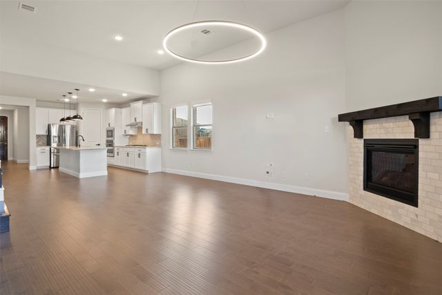 2205 Lexington Way, Carrollton, TX 75010