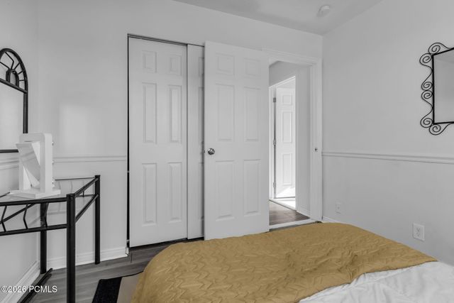 7462 S 2300, Cottonwood Heights, UT 84121