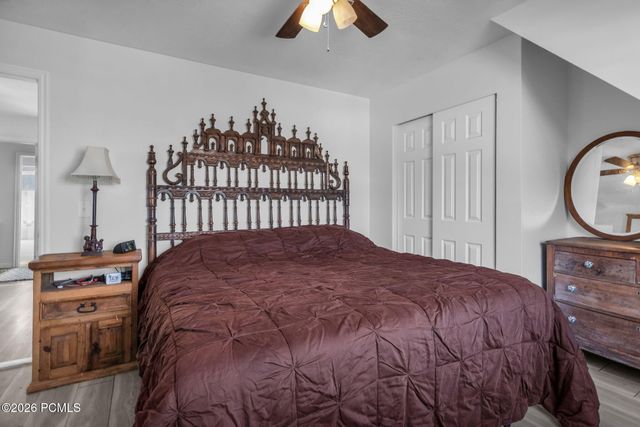 7462 S 2300, Cottonwood Heights, UT 84121