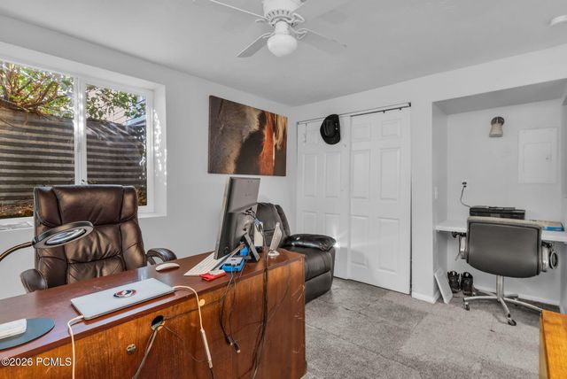 7462 S 2300, Cottonwood Heights, UT 84121