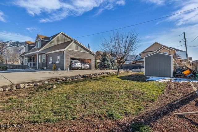 7462 S 2300, Cottonwood Heights, UT 84121