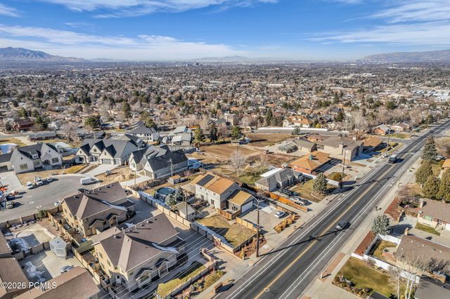 7462 S 2300, Cottonwood Heights, UT 84121