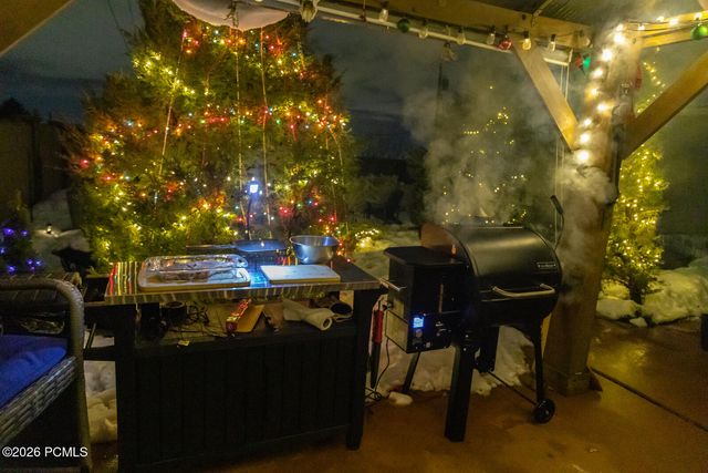 7462 S 2300, Cottonwood Heights, UT 84121