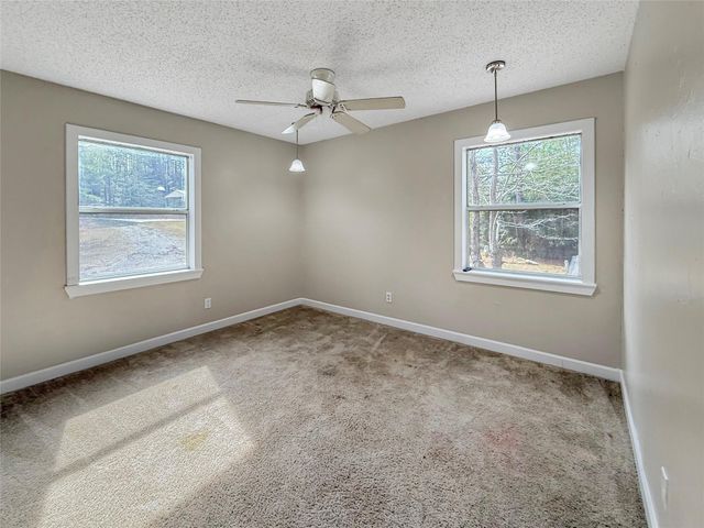 447 Pinehurst Drive, Brookeland, TX 75931