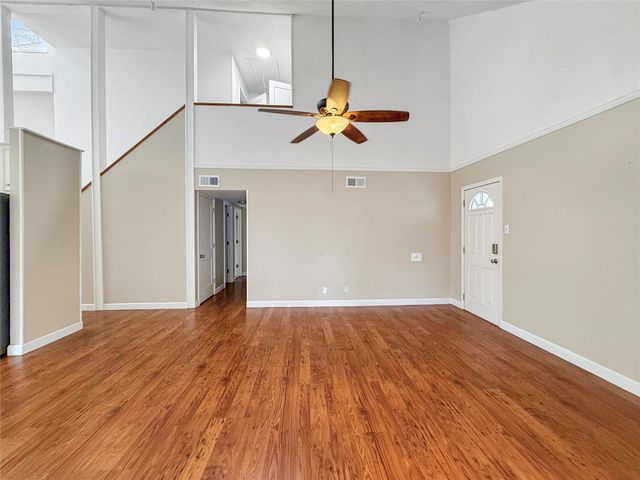 447 Pinehurst Drive, Brookeland, TX 75931