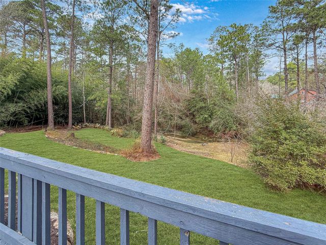 447 Pinehurst Drive, Brookeland, TX 75931