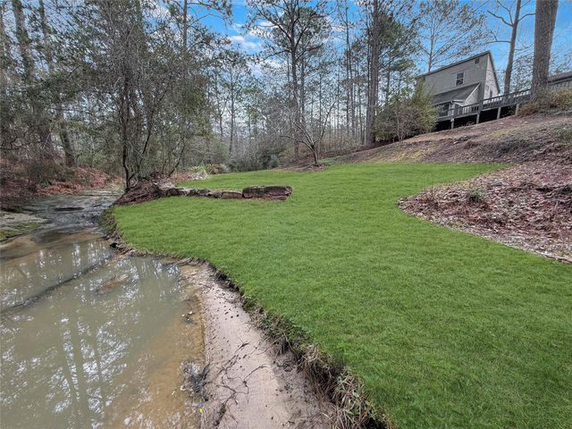 447 Pinehurst Drive, Brookeland, TX 75931