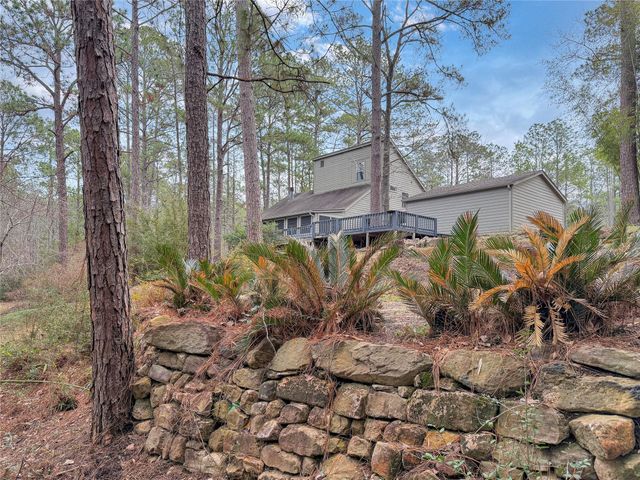 447 Pinehurst Drive, Brookeland, TX 75931