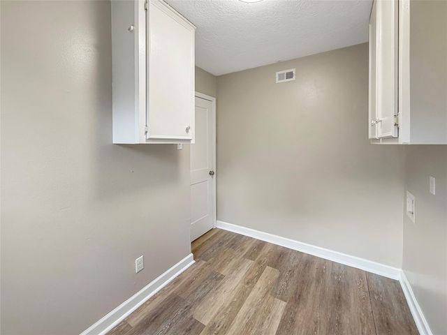 447 Pinehurst Drive, Brookeland, TX 75931