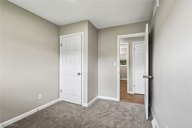 3138 Starlite Drive NW, Warren, OH 44485