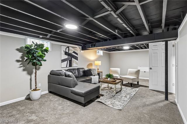 3138 Starlite Drive NW, Warren, OH 44485
