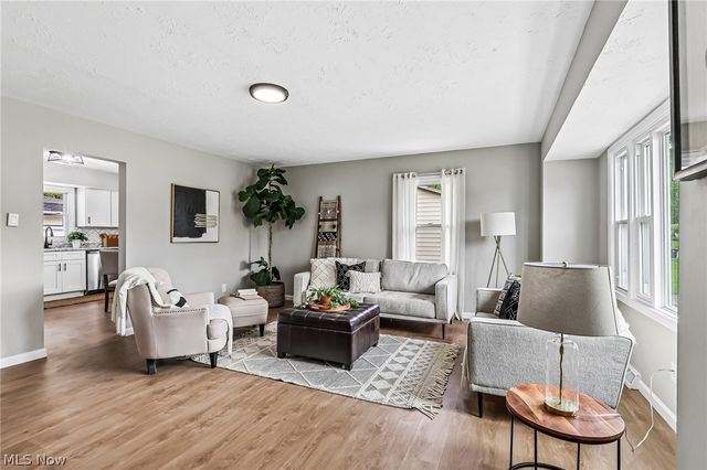 3138 Starlite Drive NW, Warren, OH 44485
