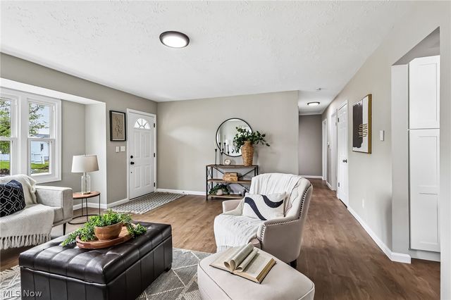 3138 Starlite Drive NW, Warren, OH 44485