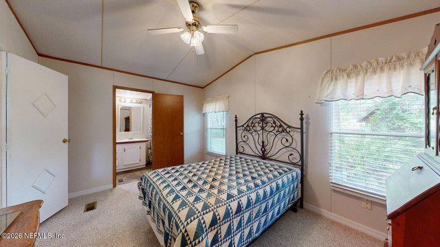 142 WATERSIDE Avenue, Satsuma, FL 32189