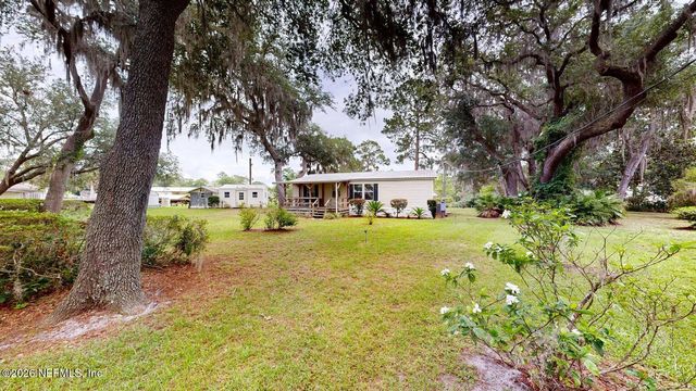 142 WATERSIDE Avenue, Satsuma, FL 32189