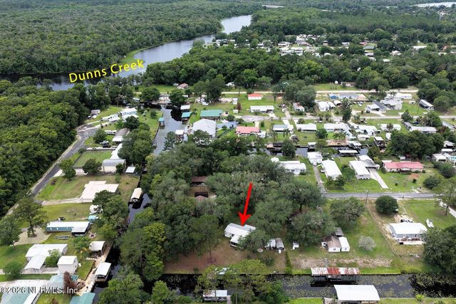 142 WATERSIDE Avenue, Satsuma, FL 32189