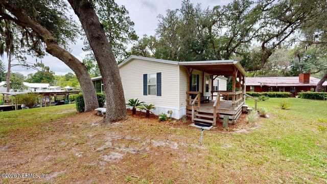 142 WATERSIDE Avenue, Satsuma, FL 32189