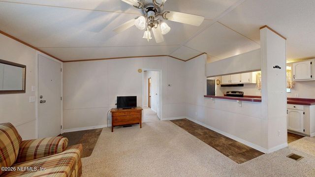 142 WATERSIDE Avenue, Satsuma, FL 32189