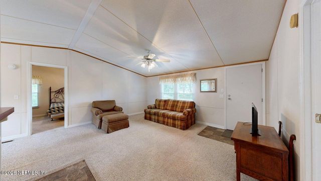 142 WATERSIDE Avenue, Satsuma, FL 32189