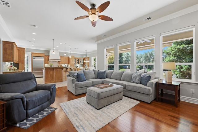8555 Willow Gate Ct, Granite Bay, CA 95746