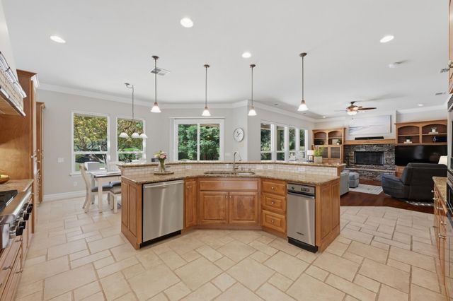 8555 Willow Gate Ct, Granite Bay, CA 95746