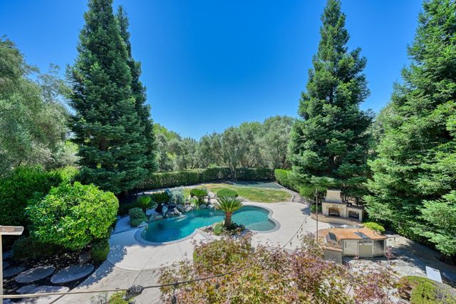 8555 Willow Gate Ct, Granite Bay, CA 95746