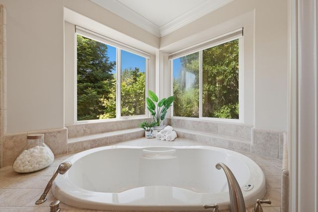 8555 Willow Gate Ct, Granite Bay, CA 95746