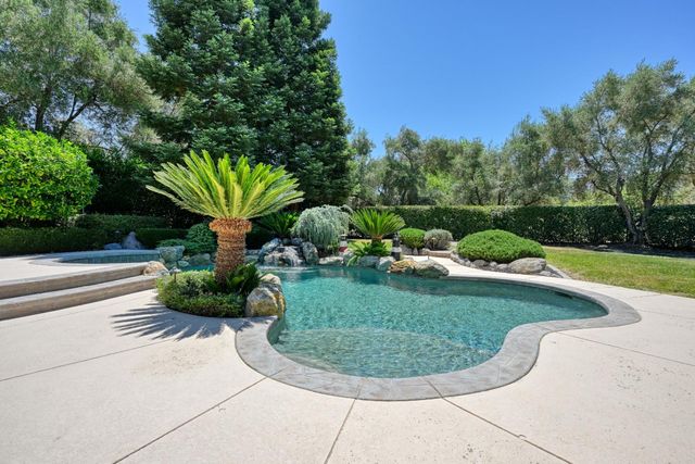 8555 Willow Gate Ct, Granite Bay, CA 95746