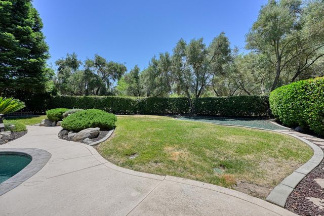 8555 Willow Gate Ct, Granite Bay, CA 95746