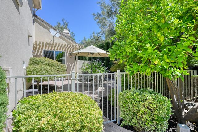 8555 Willow Gate Ct, Granite Bay, CA 95746