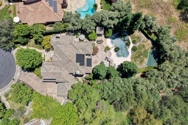 8555 Willow Gate Ct, Granite Bay, CA 95746