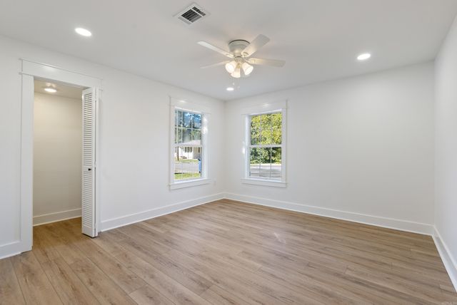 1069 Donaghey, Conway, AR 72034