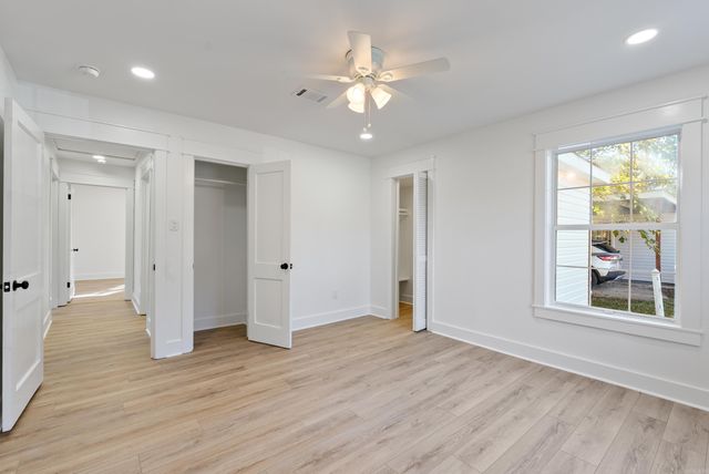 1069 Donaghey, Conway, AR 72034